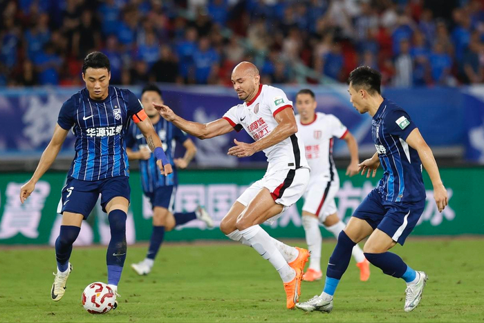 折耳根联盟能否稳居前三？中超积分榜格局面临