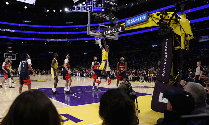 湖人季后赛新增场边第二排专属席位