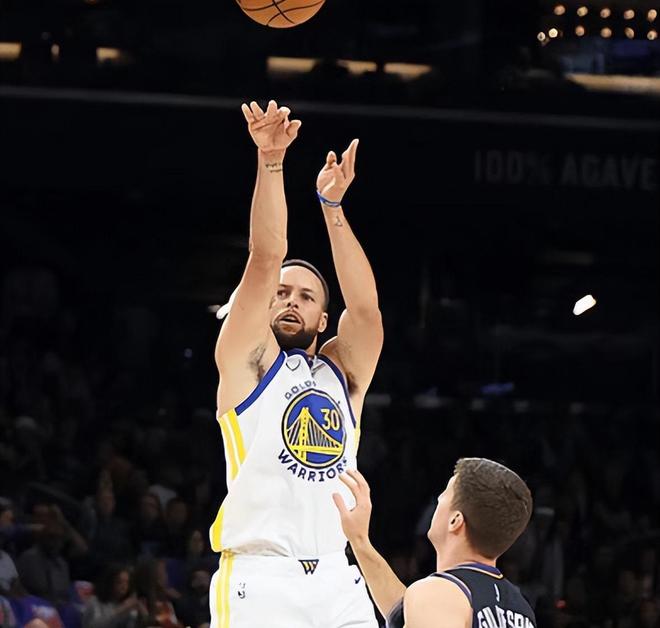 库里生涯第七次无缘季后赛 詹姆斯杜兰特首轮对